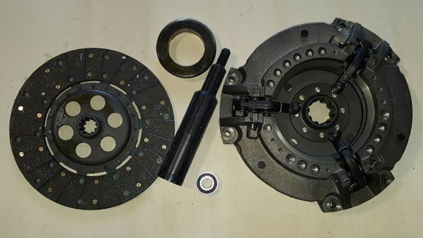 Clutch Kit for Massey Ferguson 20 IND, 30 IND, 31 IND, 35, 35 IND, 40IND, 50, 65